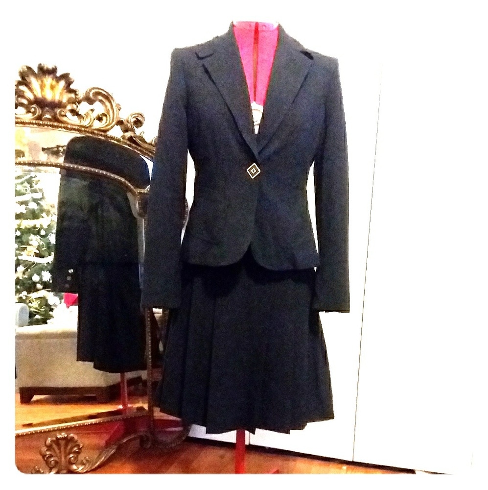 2 piece Skirt Suit
